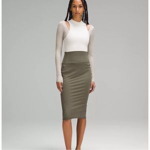 Lululemon Nulu Skirt